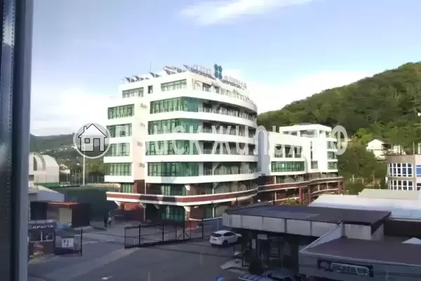 «Мираж», Лоо