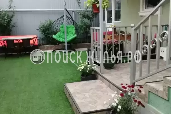 «На озерной», Агой