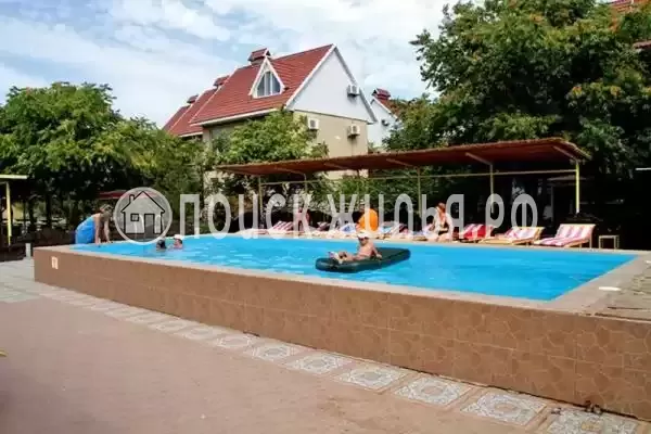 «Камелот», Бердянск