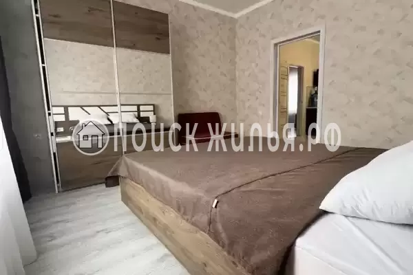 Частный сектор «Номер в частном доме с видом на горы», Краснодарский край, Геленджик, Кедровая, д.9