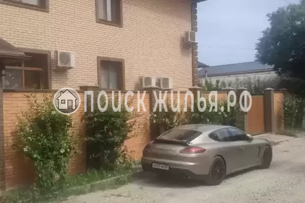 Частный сектор «Дом на Самариной, до 10+3 человек», Феодосия