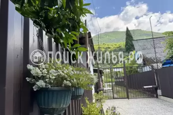 Гостевой дом «У Аллы», Гагра