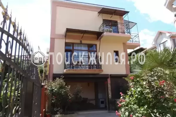 Гостевой дом «Ласка», Республика Крым, Алушта, Глазкрицкого, д.8