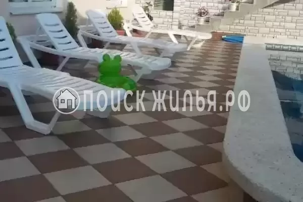 «Никос», Адлер