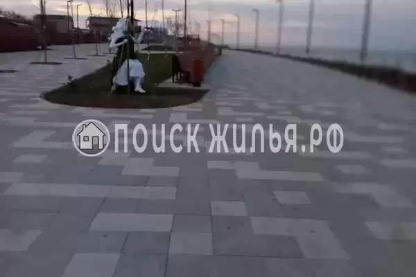 «На Зеленой 7», Кучугуры