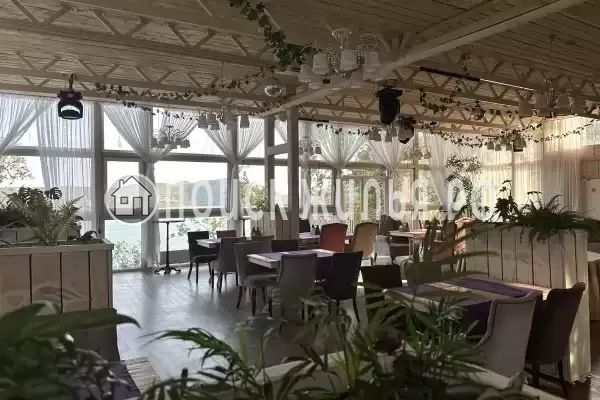 Отель «Крылья», Абрау-Дюрсо Отель «Крылья», Абрау-Дюрсо