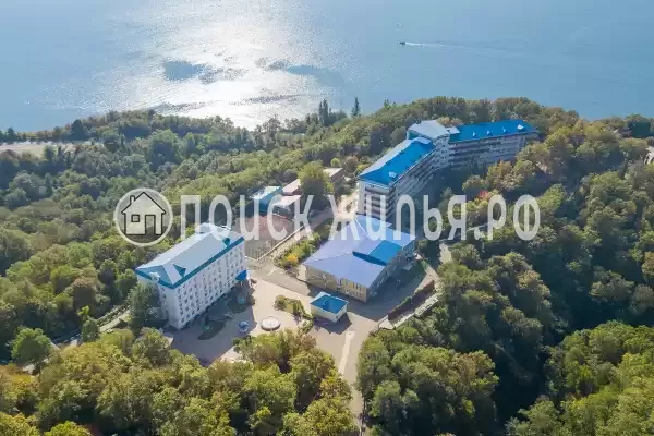 Отель «Прометей Небуг», Небуг