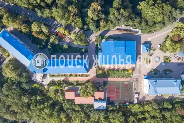 Отель «Прометей Небуг», Небуг