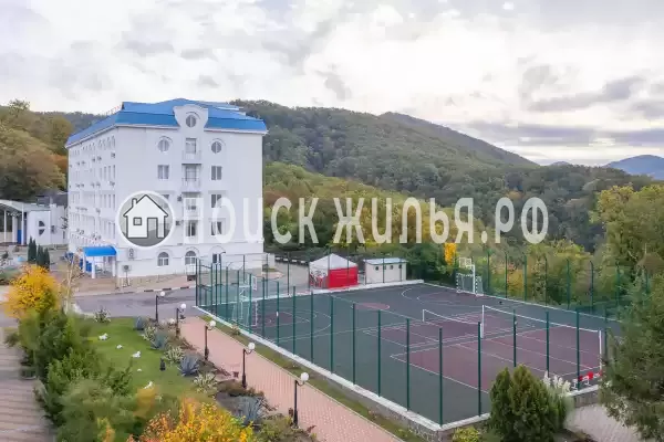 Отель «Прометей Небуг», Небуг