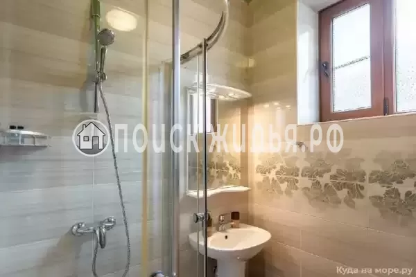 «Апельсин», Адлер