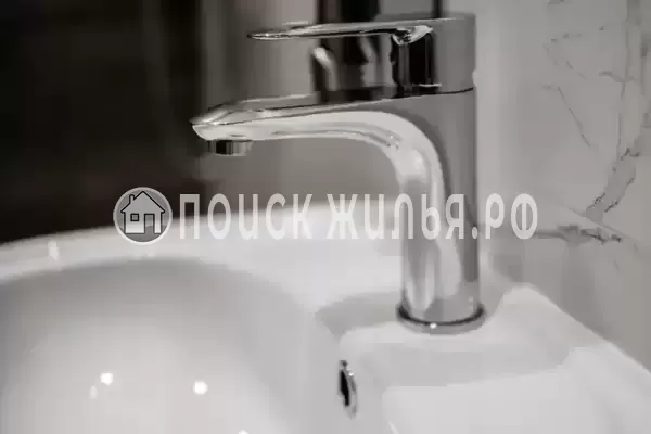 «White House», Лоо