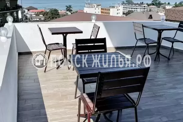 «White House», Лоо