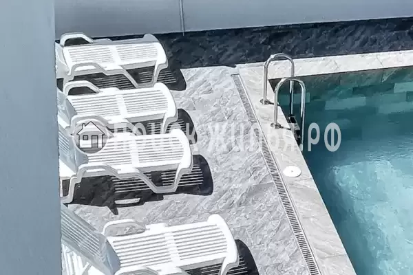 «White House», Лоо