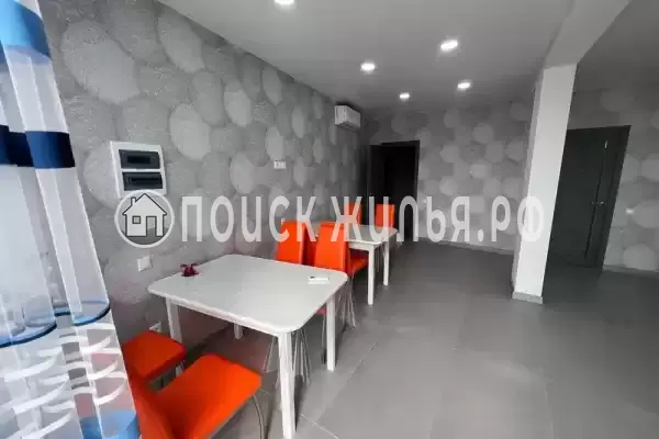 «White House», Лоо