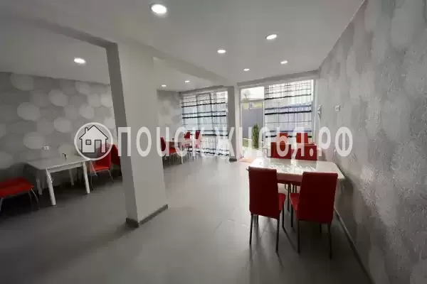 «White House», Лоо