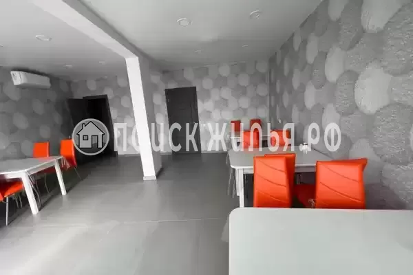 «White House», Лоо