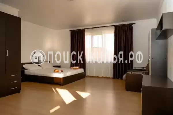 «Маленькая страна», Кучугуры