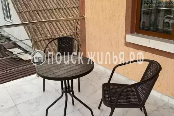 «У дяди Вани», Адлер