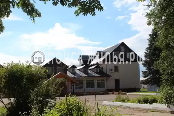 Отель «Подсолнухи», Пирочи