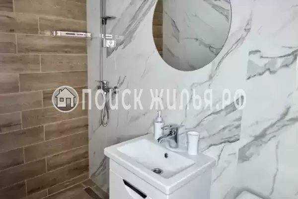 «Тропики», Адлер