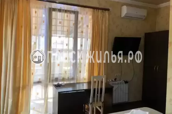 «Тропики», Адлер