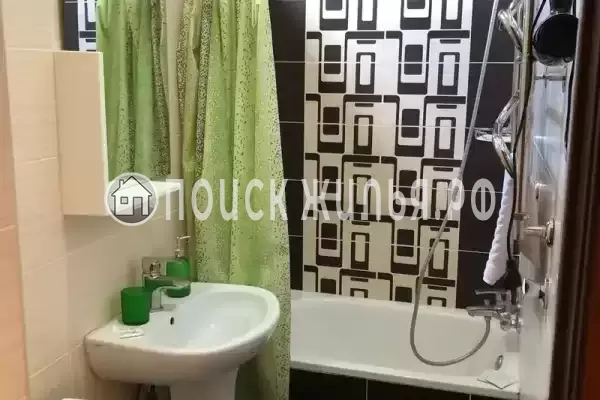 «Тропики», Адлер