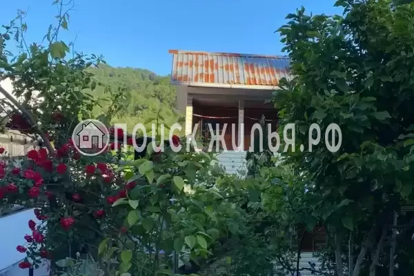 «У Карины», Лоо