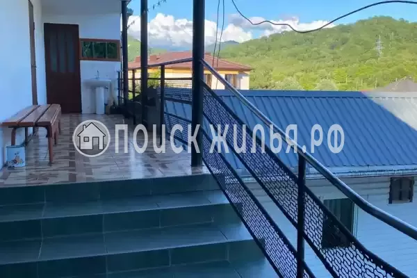 «У Карины», Лоо