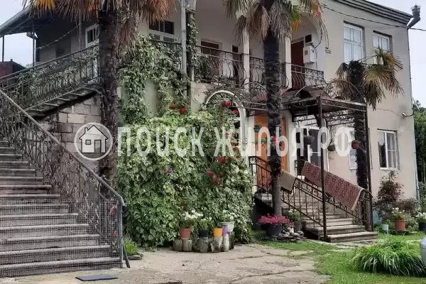 Частный сектор «Комнаты в доме на ул. Цвижба», Республика Абхазия, Гудаута, Цвижба, д.27