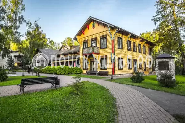 Отель «Arthurs Spa Hotel By Mercure», Ларёво