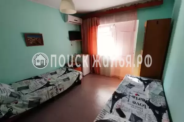 «На Почтовом», Кучугуры