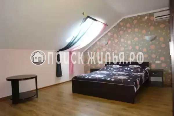 «Три сына», Джемете «Три сына», Джемете