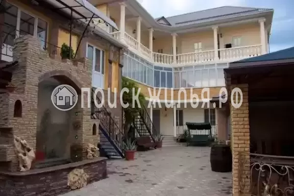 «Три сына», Джемете «Три сына», Джемете