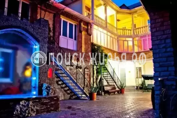 «Три сына», Джемете «Три сына», Джемете