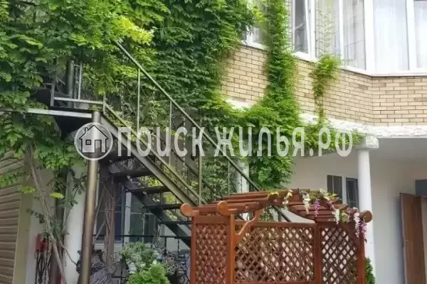 «Три сына», Джемете «Три сына», Джемете