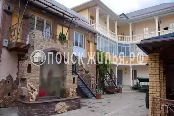 «Три сына», Джемете «Три сына», Джемете