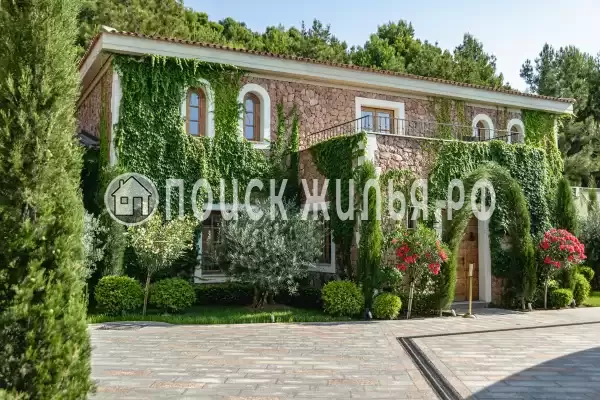 Отель «Крымский Бриз Hotel & Villas», Парковое