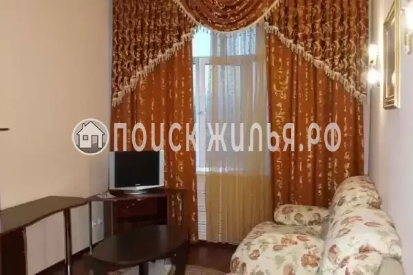 Отель «Зодиак», Радужный