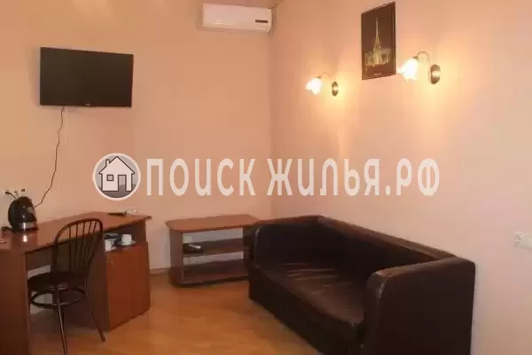 Отель «Париж», Семёнов