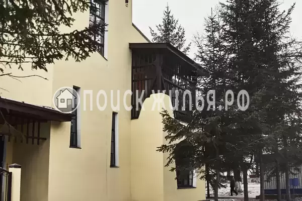 Отель «Империал», Свободный Отель «Империал», Свободный