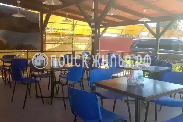 «Pozitiff Guest House», Угловое