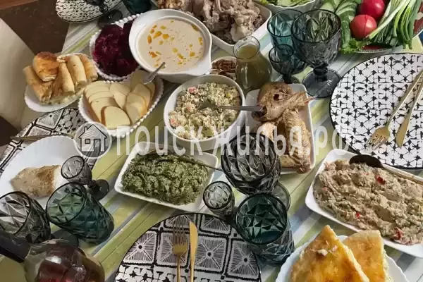 Гостиница, Чукбар 1 переок, д.14, Сухум