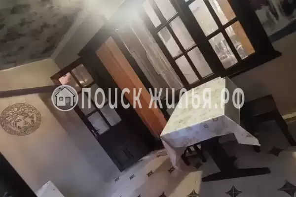 «Лоо-Амелия», Лоо