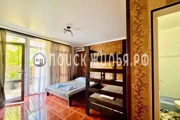 Гостиница «Luxor», Пицунда Гостиница «Luxor», Пицунда