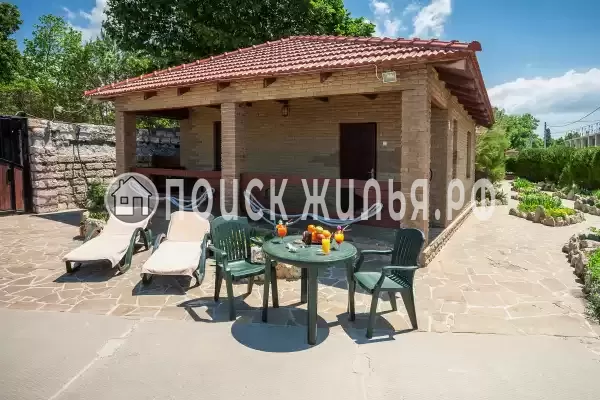 Отель «Омега-Клуб», Севастополь