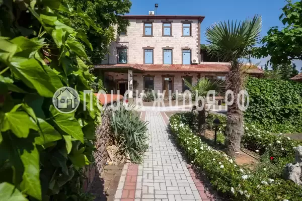 Отель «Омега-Клуб», Севастополь