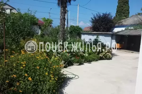 Гостевой дом «На Адлейба 75», Сухум