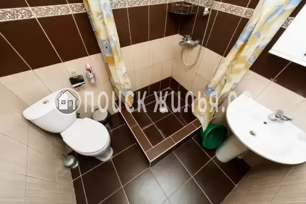 «Сюзэн», Адлер