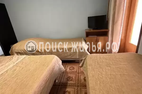 «Анита», Якорная Щель