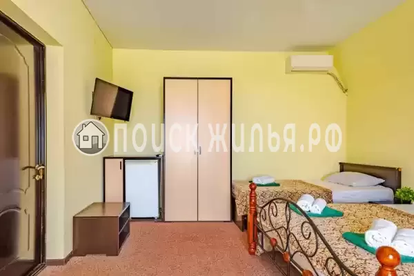 Частный сектор «Гостиничный комплекс Вилла Леона», Гагра